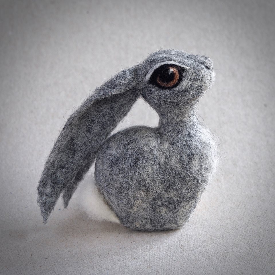 rabbit animal sculpture