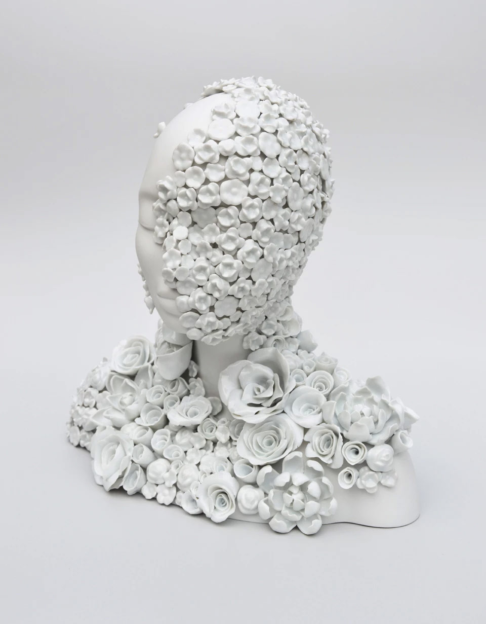flower porcelain sculptures