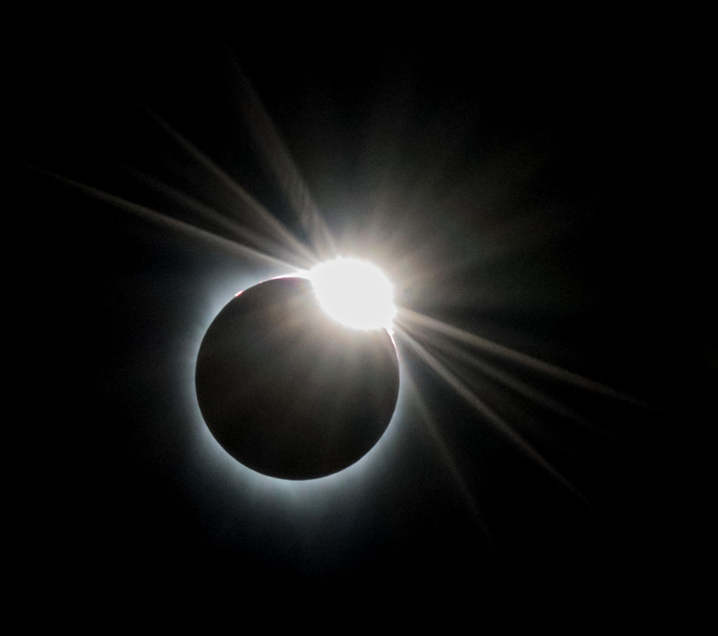 solar eclipse ring photo