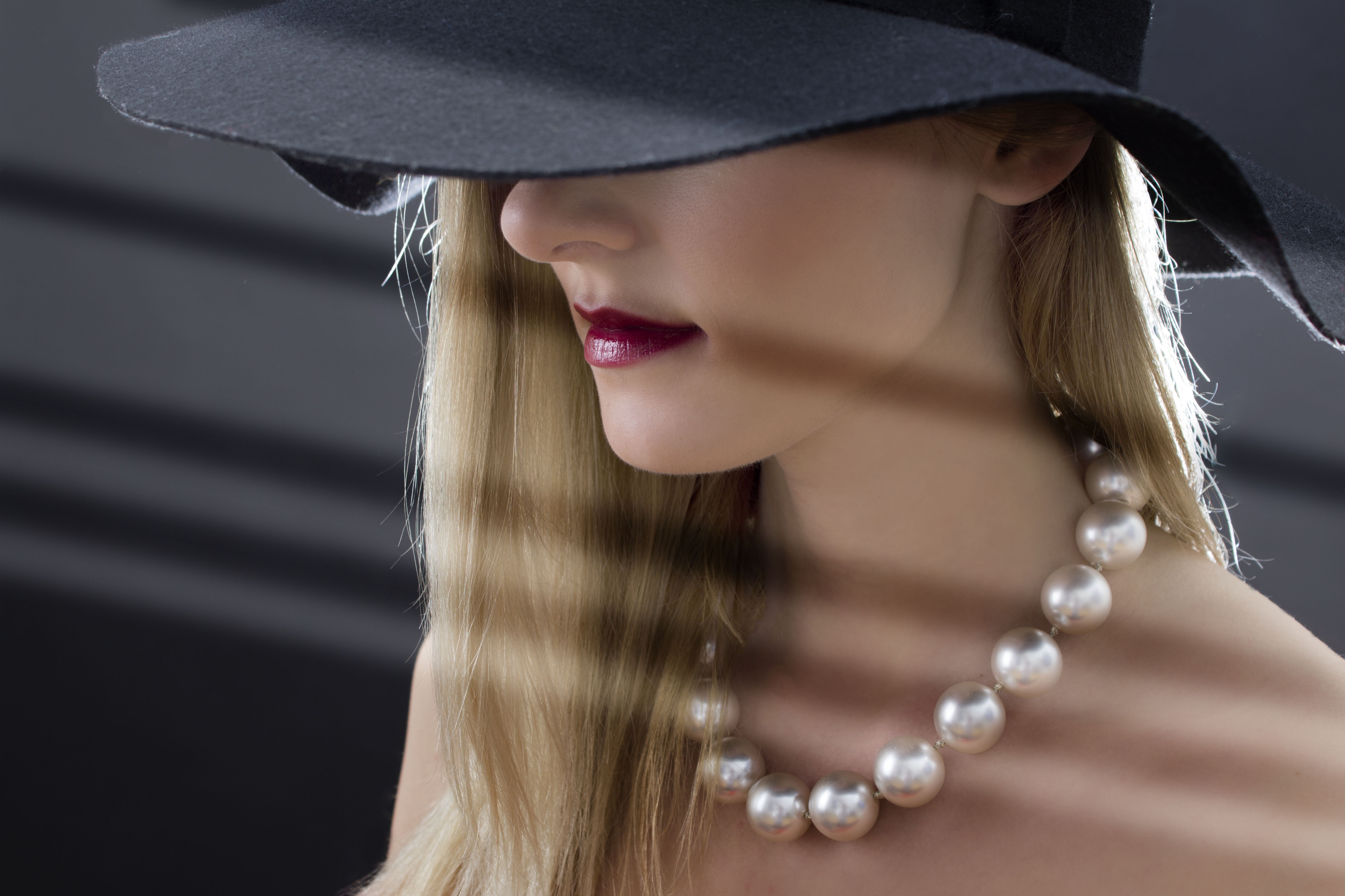 woman fashion pearl free stock photo by pixabay